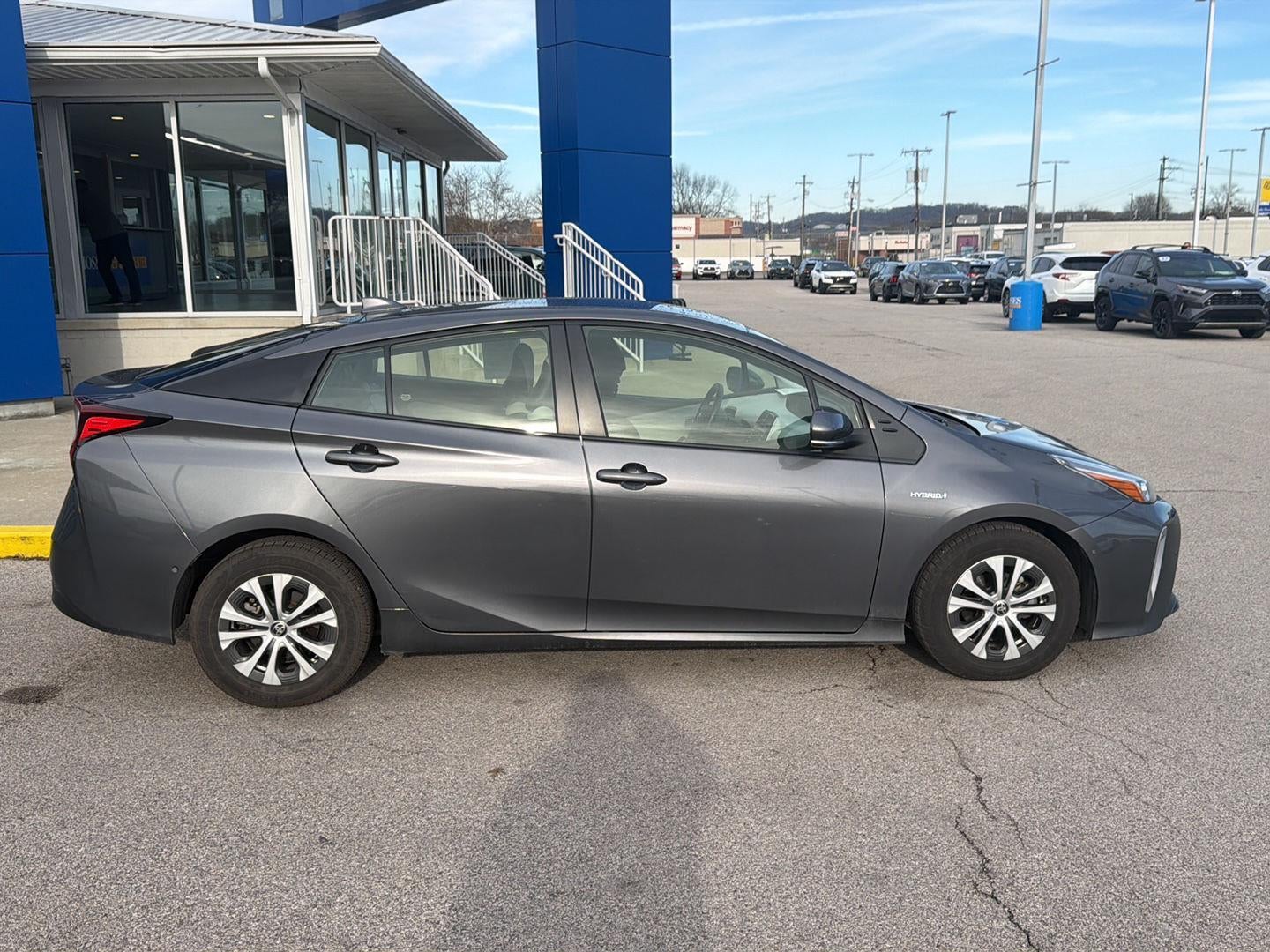 2022 Toyota Prius XLE AWD-e