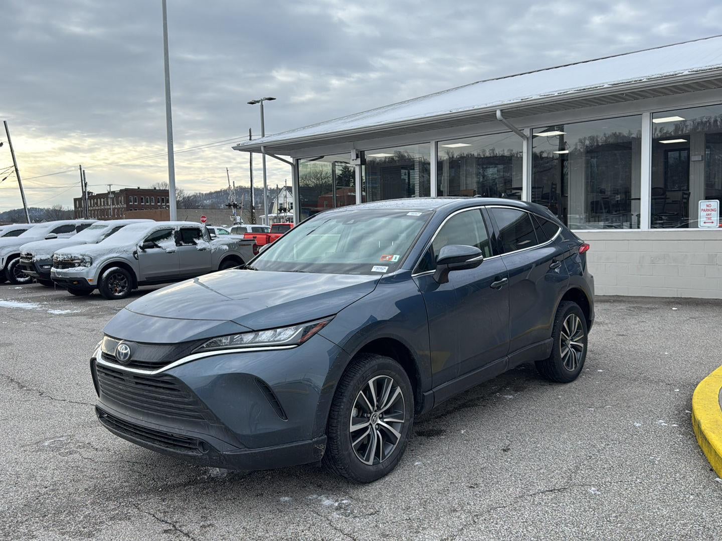 2022 Toyota Venza LE