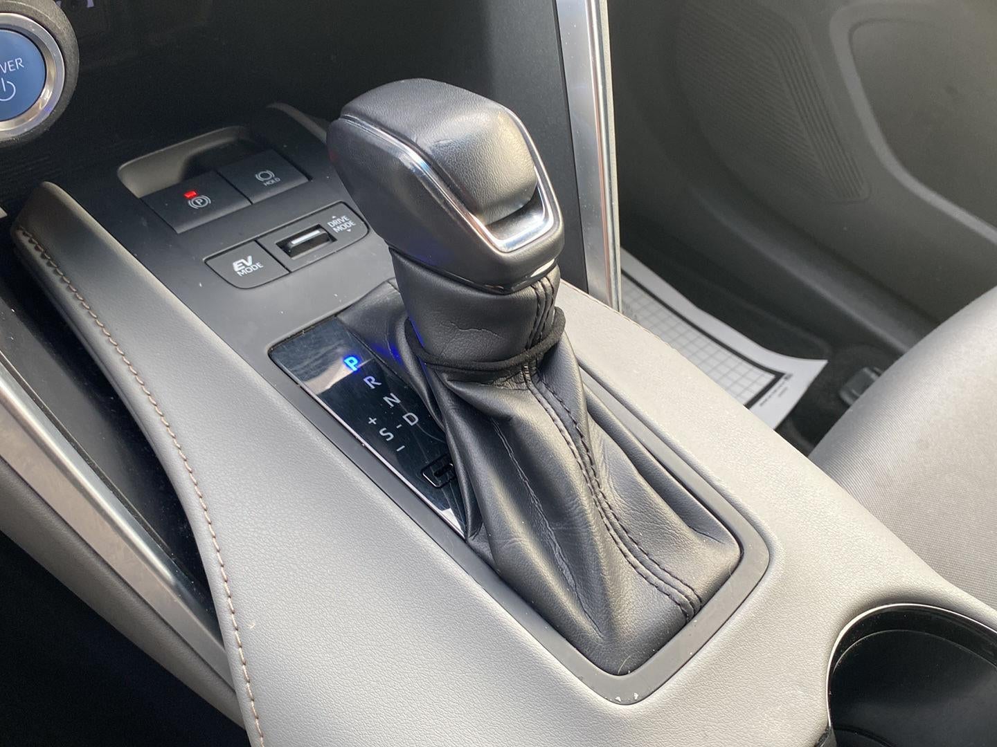 2022 Toyota Venza LE