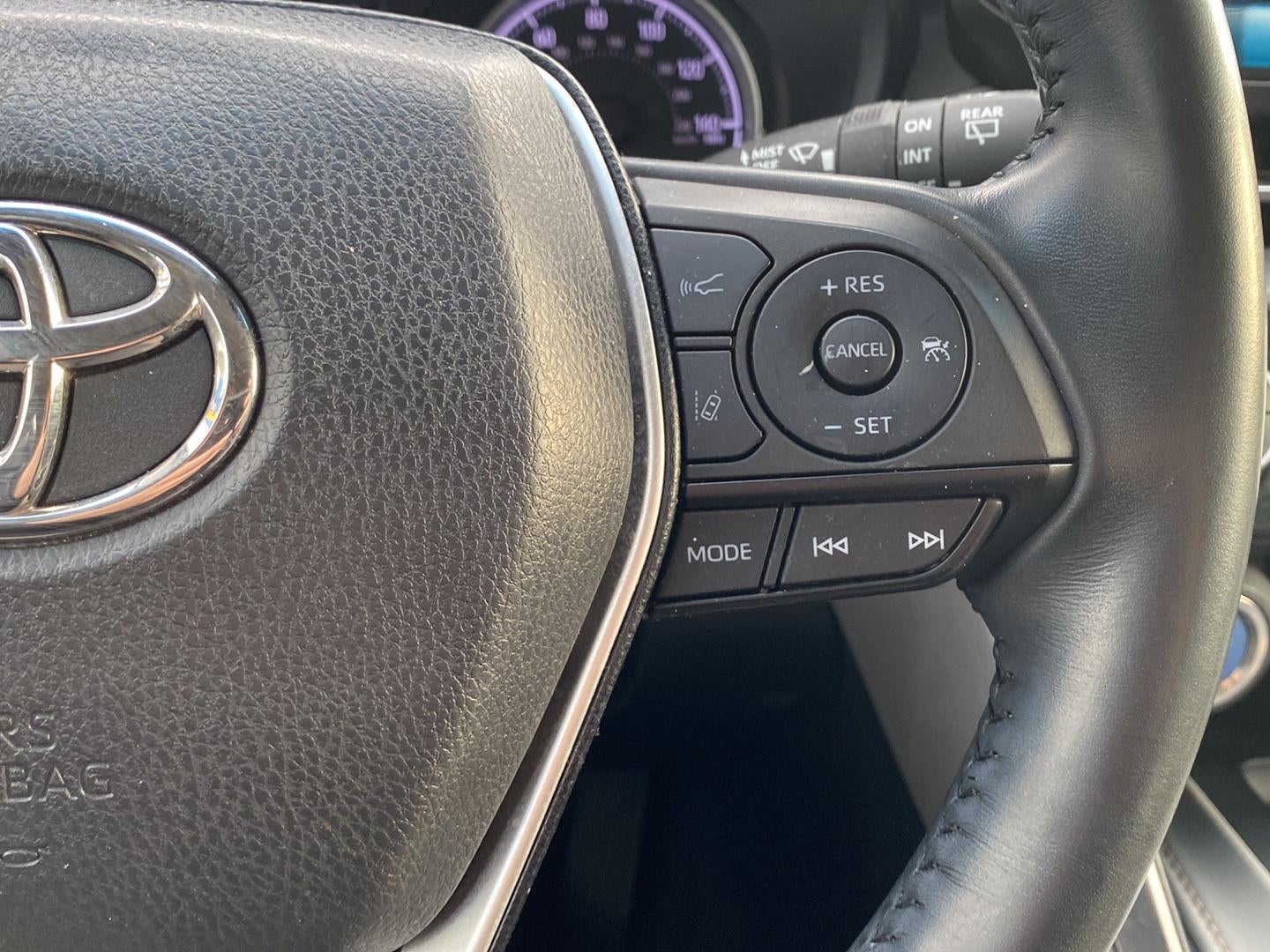 2022 Toyota Venza LE