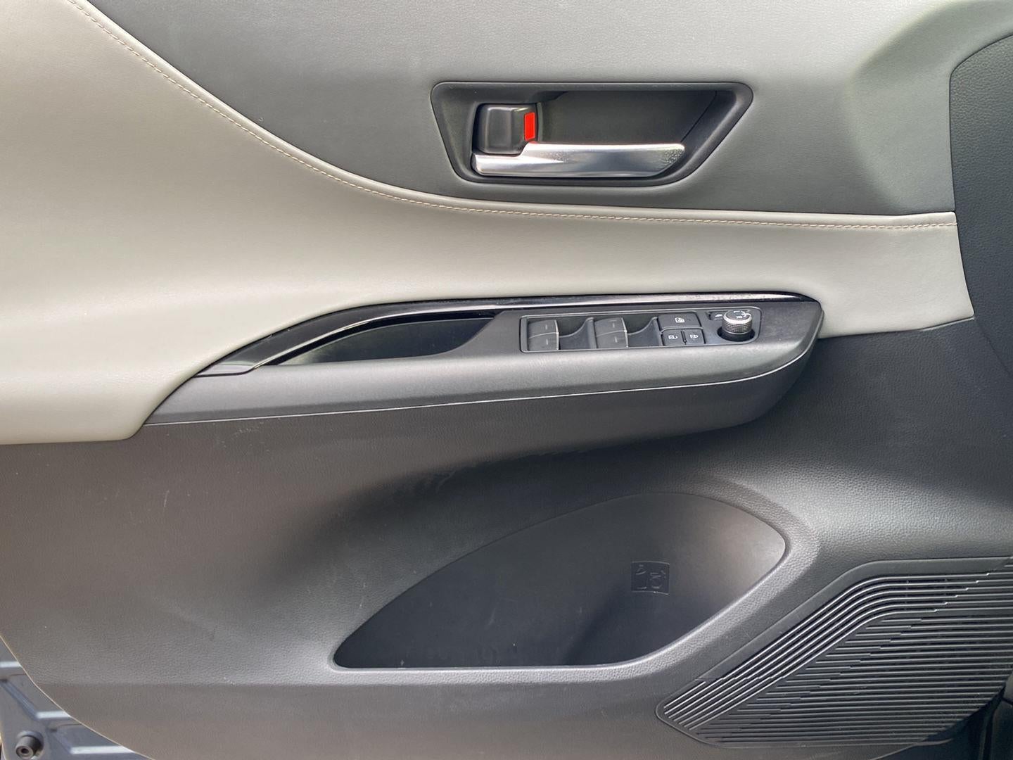 2022 Toyota Venza LE