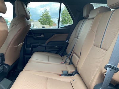 2025 Toyota 4Runner Limited HV