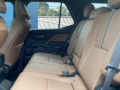 2025 Toyota 4Runner Limited HV