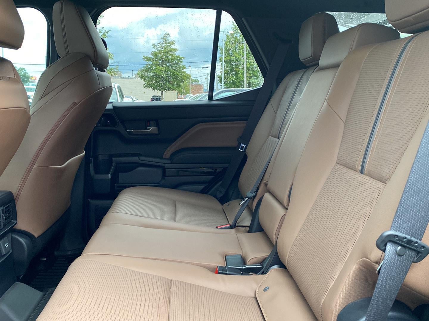 2025 Toyota 4Runner Limited HV
