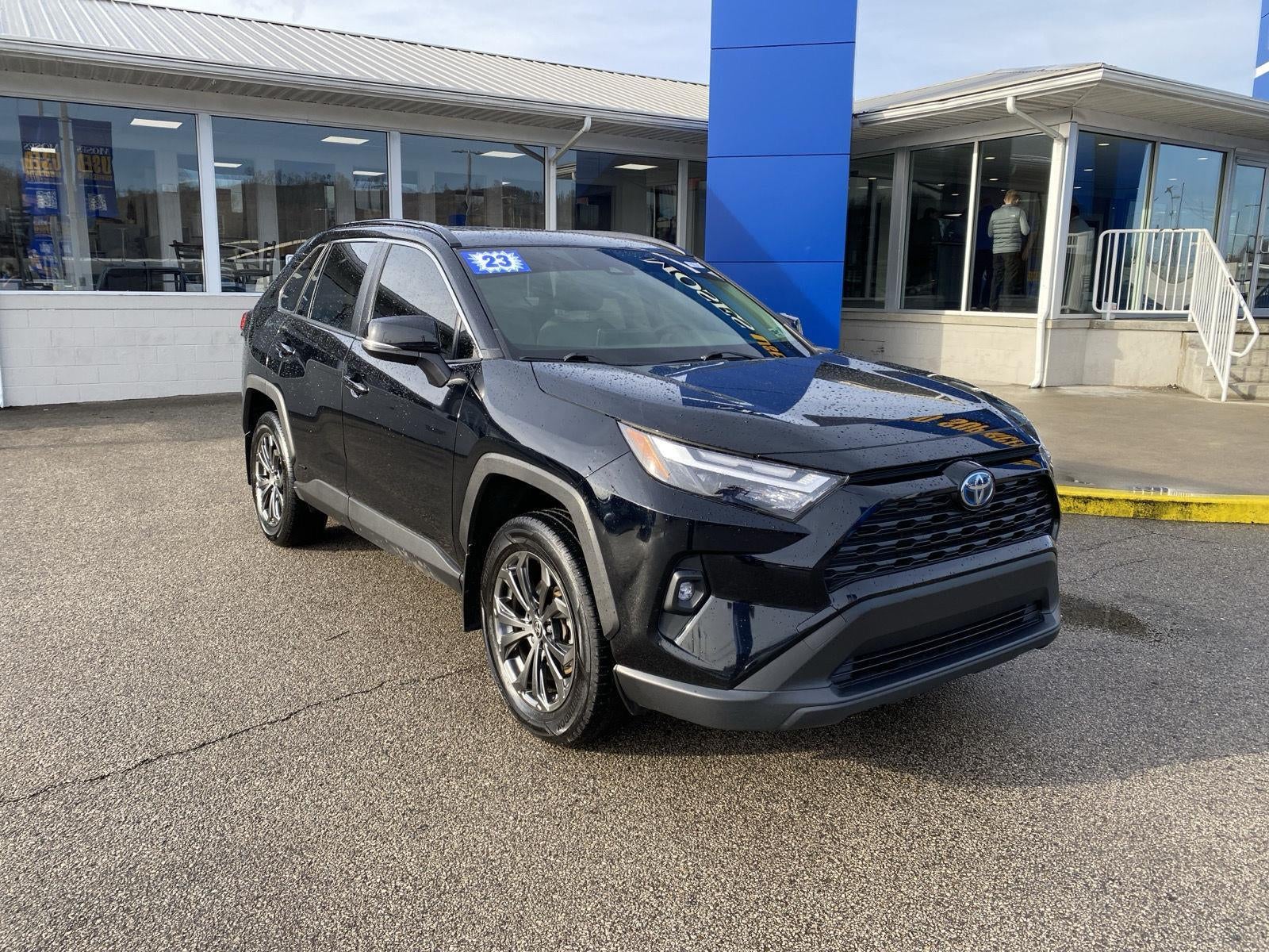 2023 Toyota RAV4 Hybrid XLE Premium
