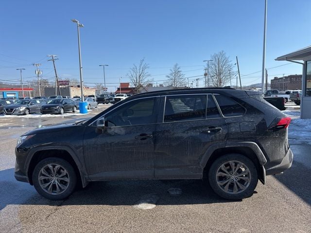 2023 Toyota RAV4 Hybrid XLE Premium