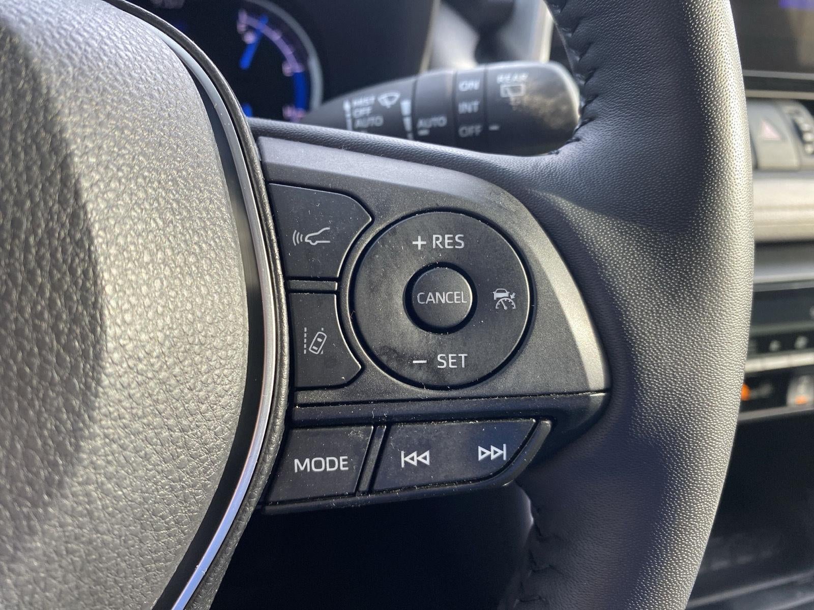 2023 Toyota RAV4 Hybrid XLE Premium