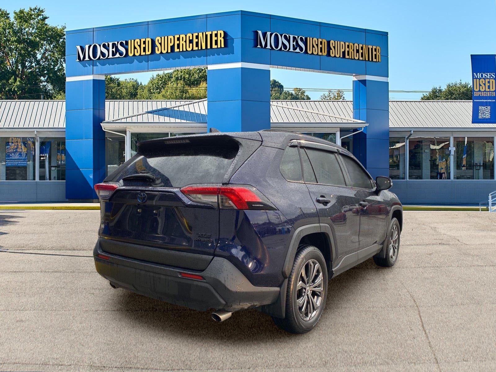 2023 Toyota RAV4 Hybrid XLE Premium