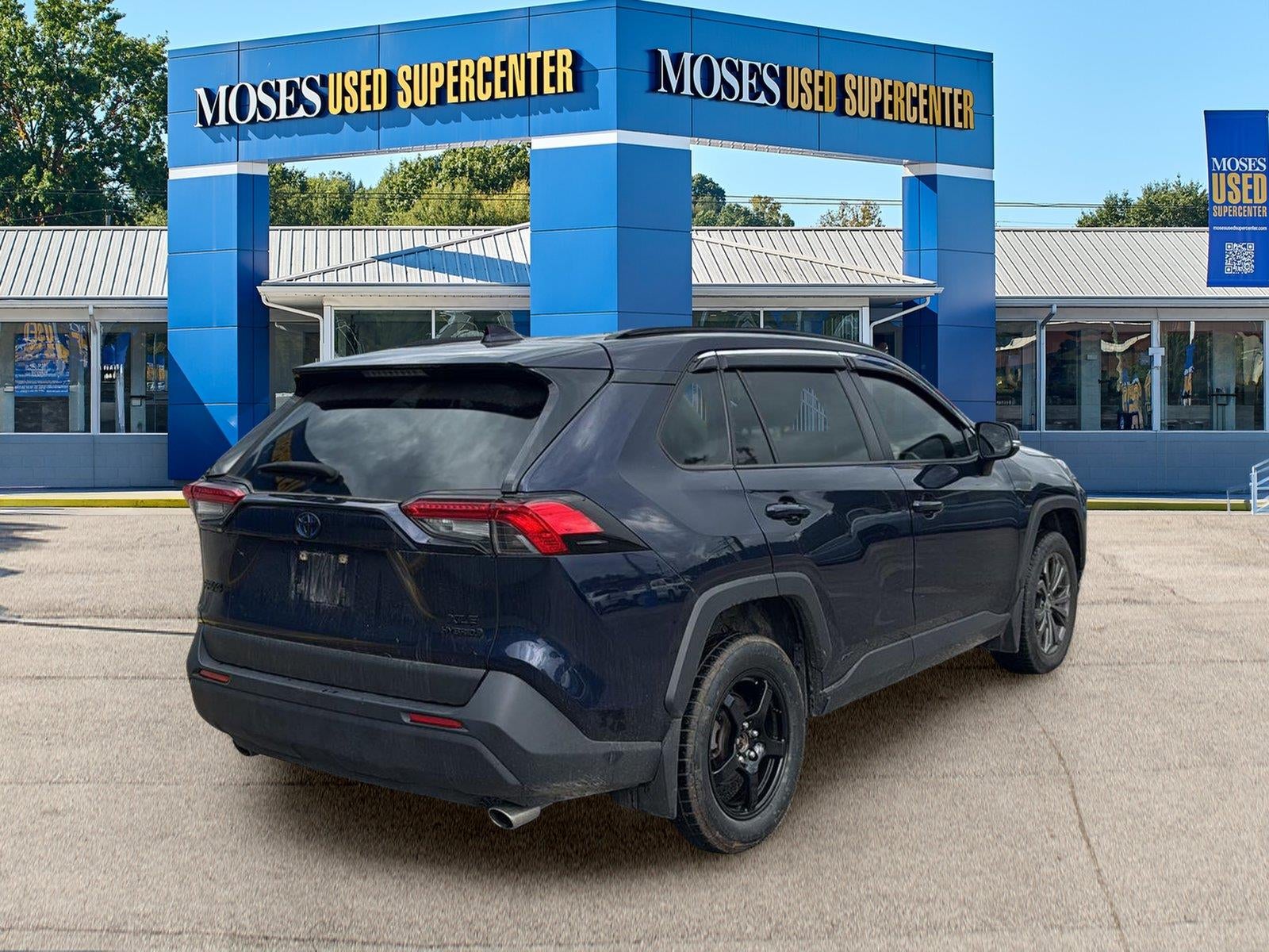 2023 Toyota RAV4 Hybrid XLE Premium