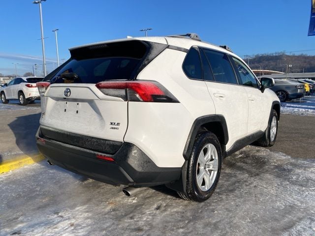 2020 Toyota RAV4 XLE
