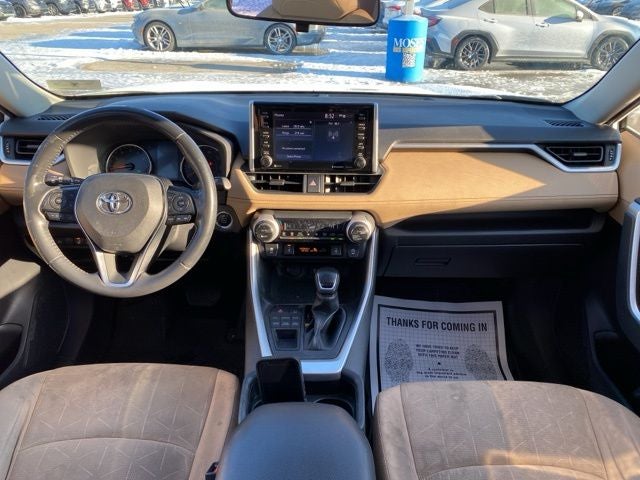 2020 Toyota RAV4 XLE