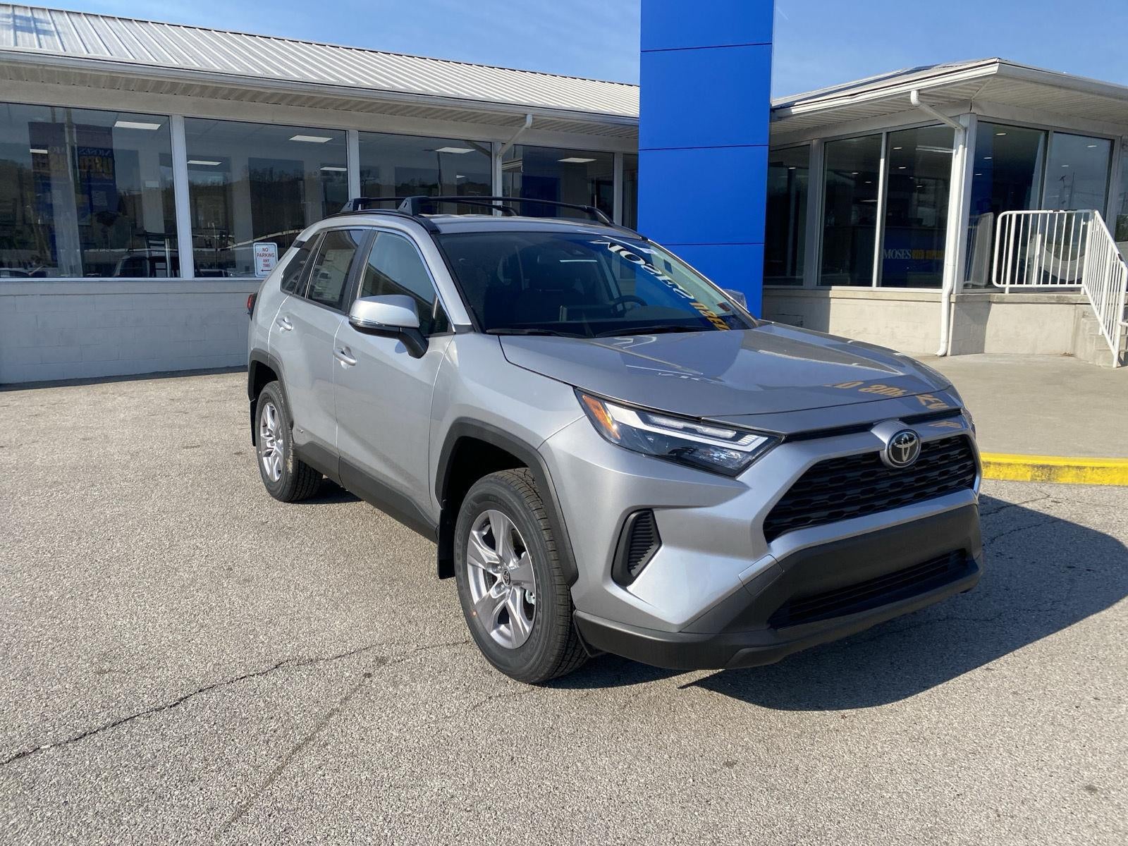 2025 Toyota RAV4 Hybrid XLE