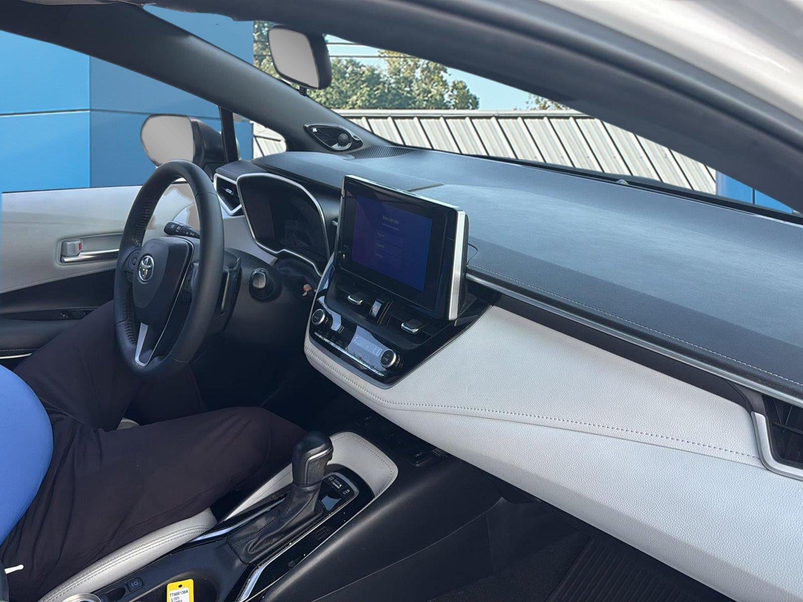 2025 Toyota Corolla Hatchback XSE