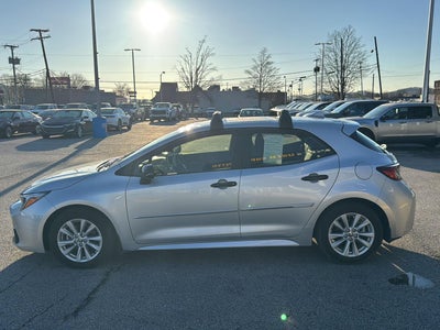 2025 Toyota Corolla Hatchback SE