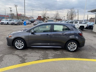 2025 Toyota Corolla Hatchback SE