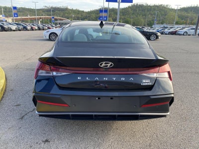2024 Hyundai Elantra Limited