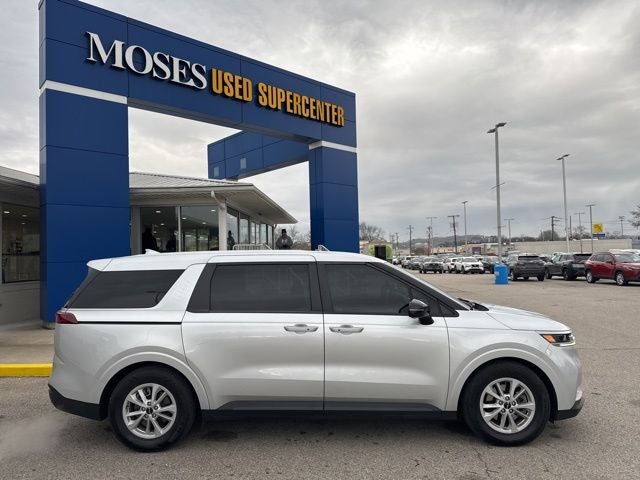 2022 Kia Carnival LXS