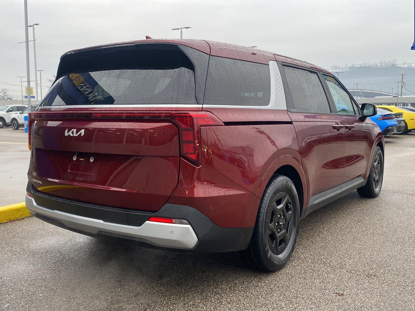 2025 Kia Carnival LXS