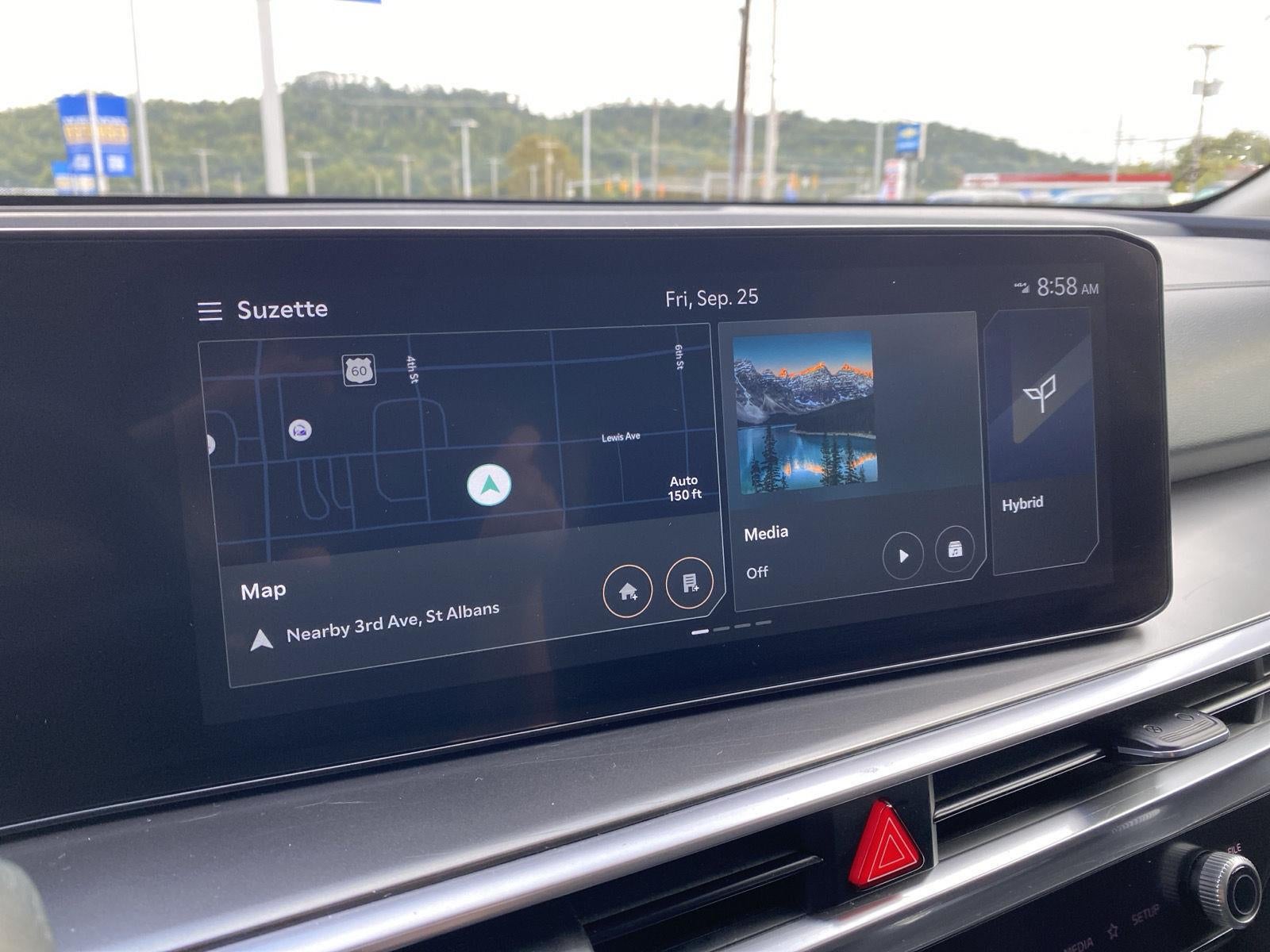 2025 Kia SORENTO HYBRID SUV