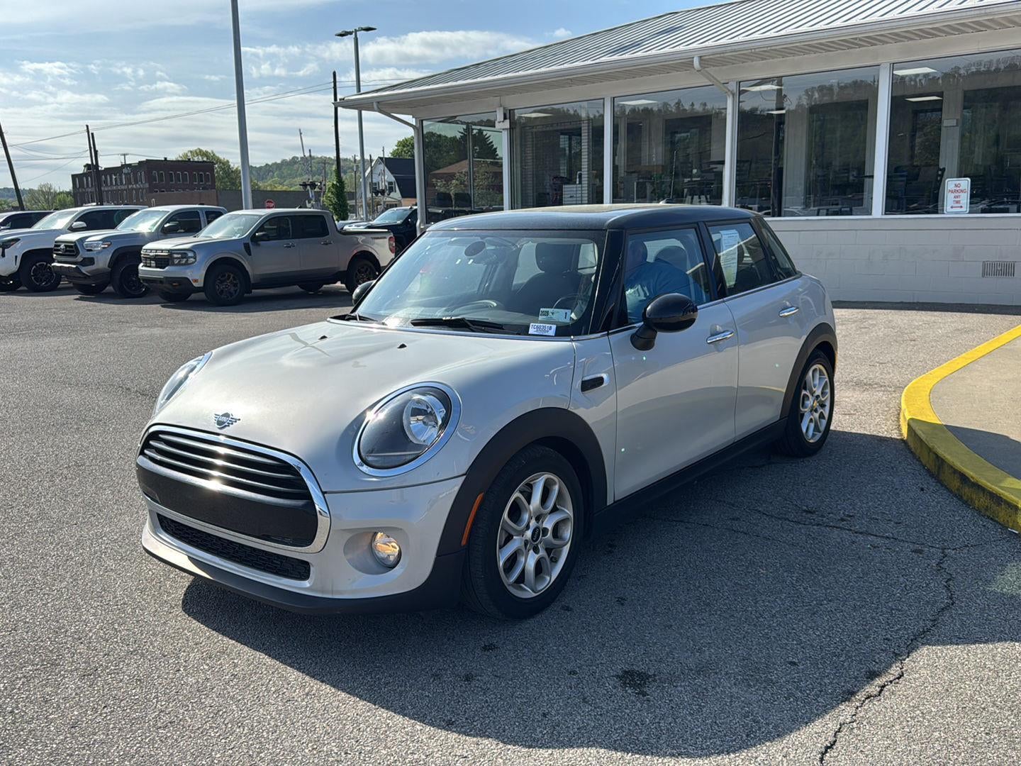 2019 MINI Hardtop 4 Door Cooper