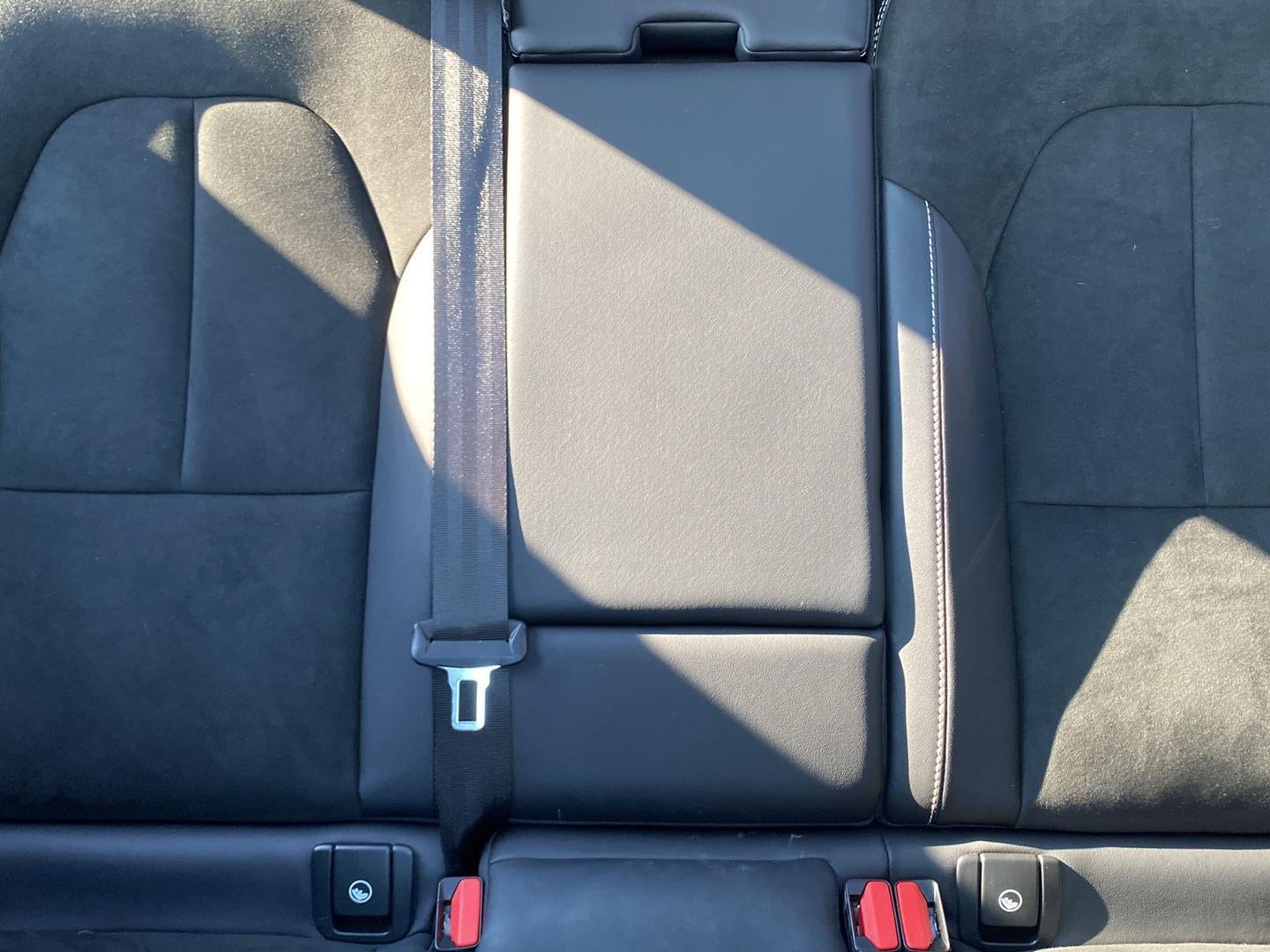 2021 Volvo XC40 R-Design