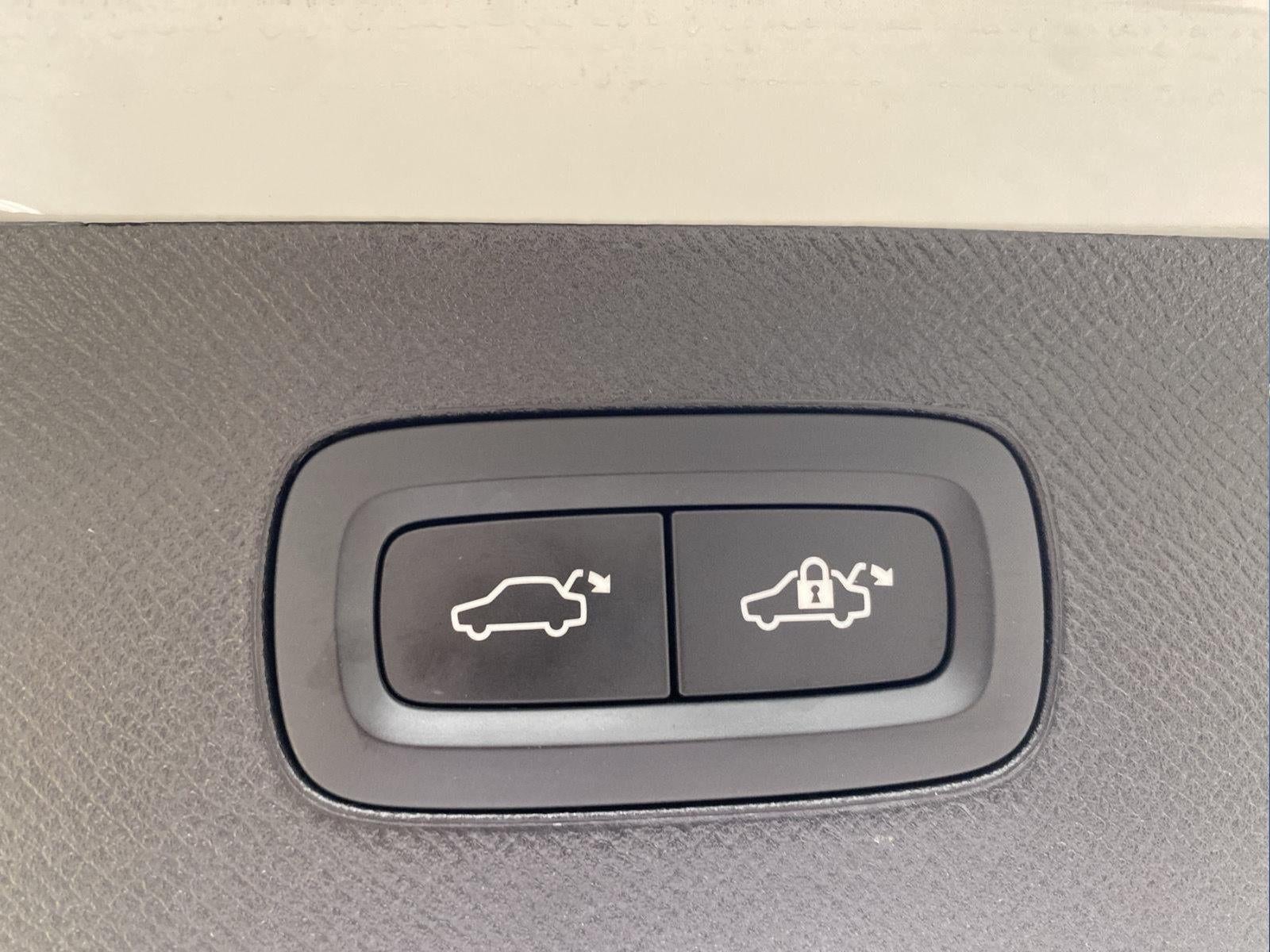 2021 Volvo Xc90 Momentum