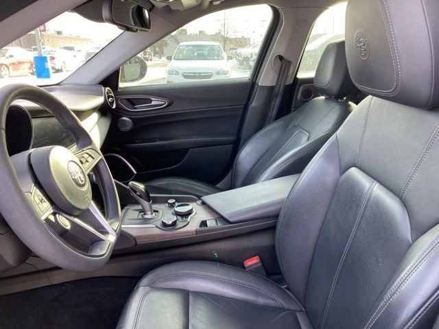 2017 Alfa Romeo Giulia Ti