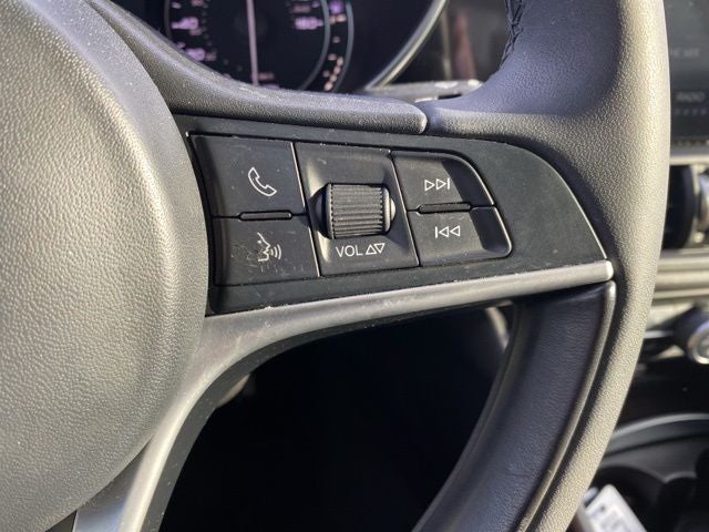 2017 Alfa Romeo Giulia Ti