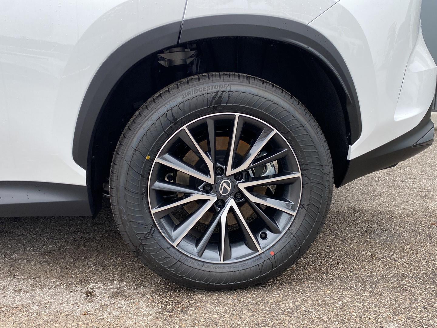 2026 Lexus NX 350 PREMIUM AWD PREMIUM
