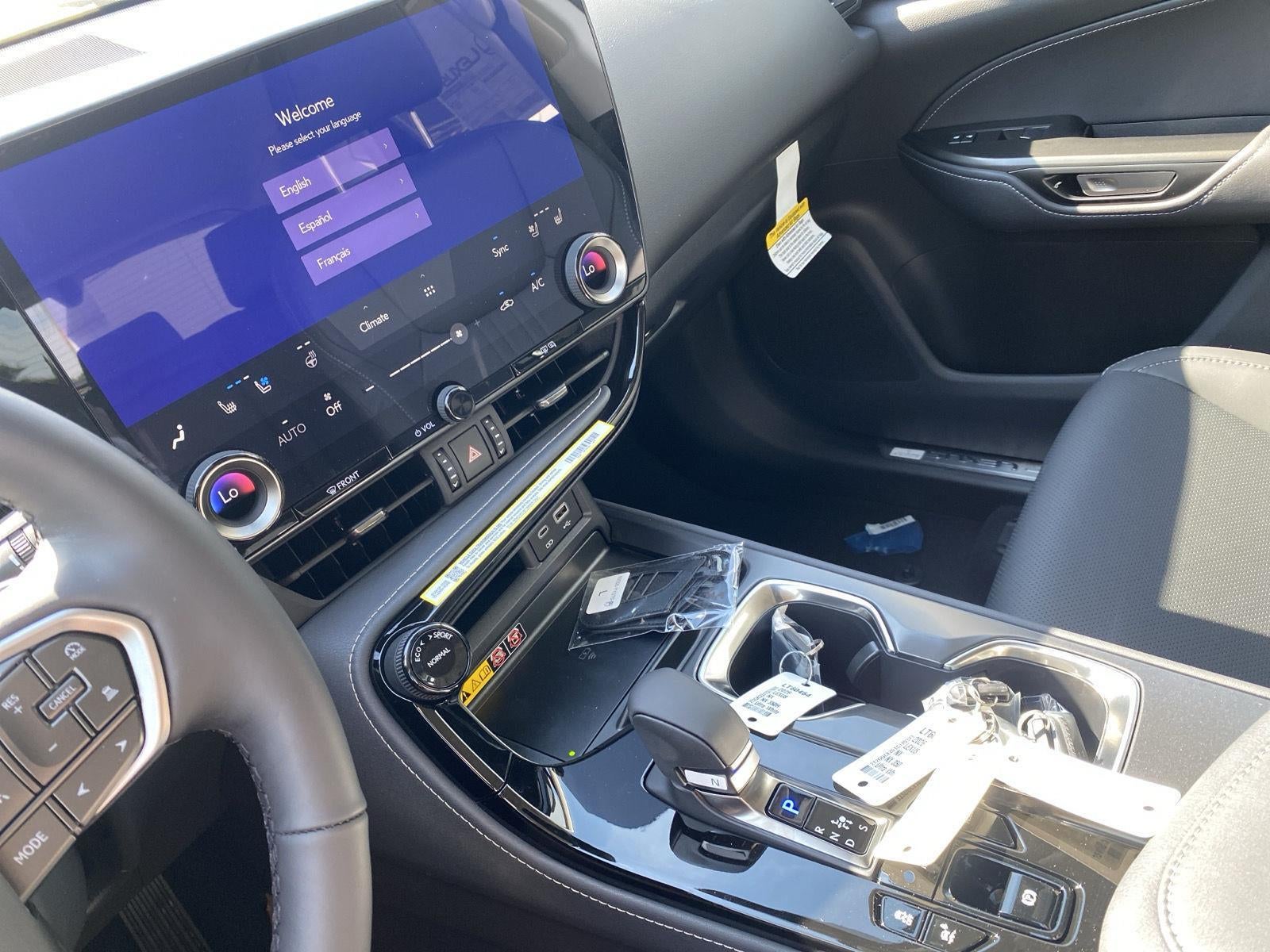 2026 Lexus NX HYBRID NX 350h PREMIUM AWD
