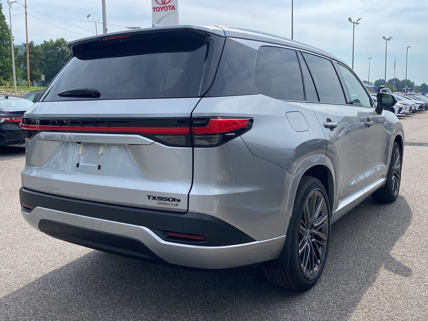 2026 Lexus TX PLUG-IN HYBRID ELECTRIC VEHICLE TX 550h+ LUXURY AWD