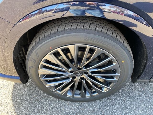 2026 Lexus RX PLUG-IN HYBRID ELECTRIC VEHICLE RX 450h+ LUXURY AWD