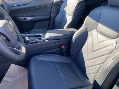 2026 Lexus NX PLUG-IN HYBRID ELECTRIC VEHICLE NX 450h+ LUXURY AWD