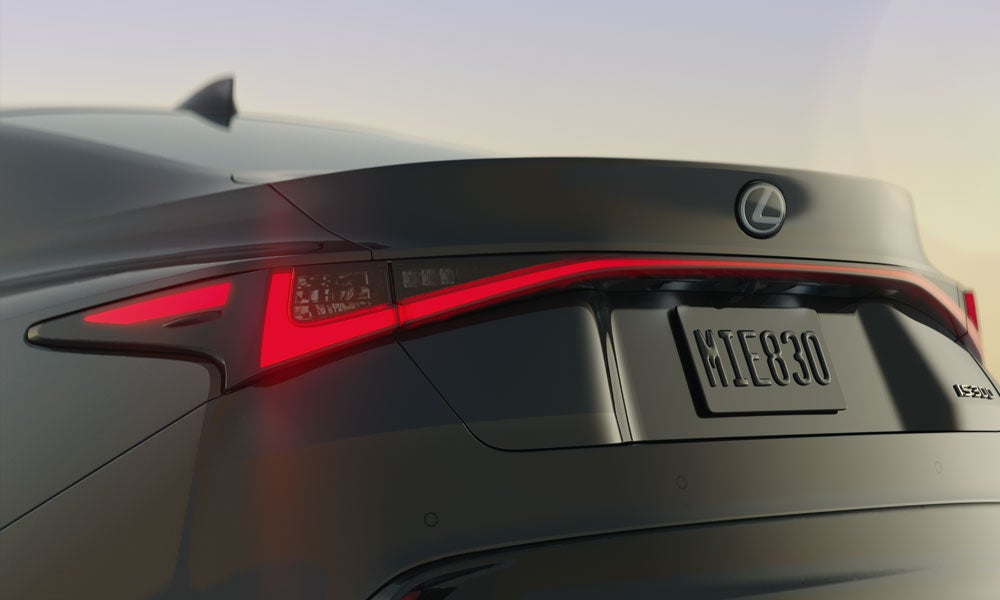 2021 Lexus IS Front View